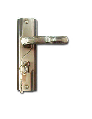 漢中鎖具與五金行業(yè)的市場探索 以正齊鎖具與九正建材網為例